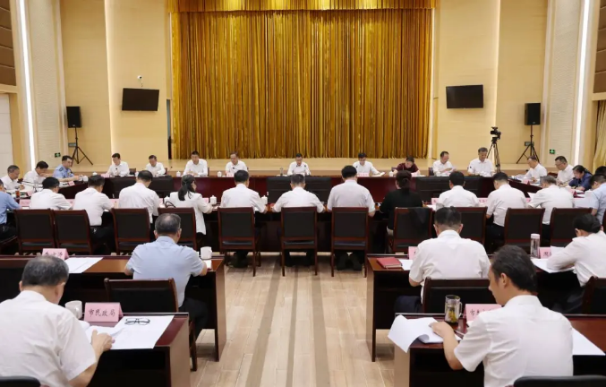 朱艾勇主持召开全市上半年工作会议暨十一届市委财经委员会第八次会议